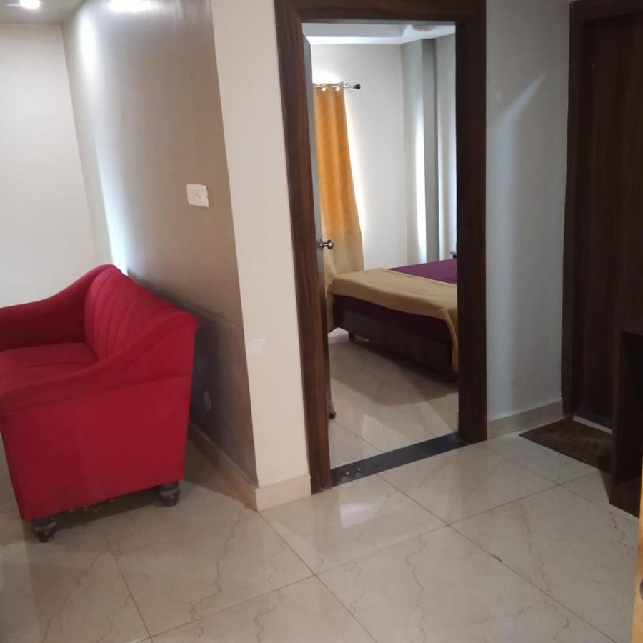 Hotel Janaki Pride Пури Екстериор снимка