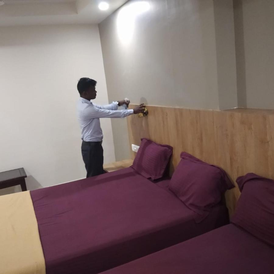 Hotel Janaki Pride Пури Екстериор снимка